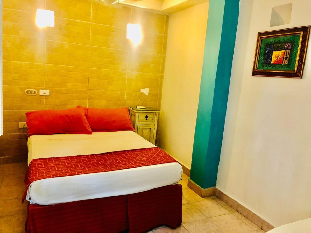 Antigua Calle Almudena Hotel Cartagena Εξωτερικό φωτογραφία